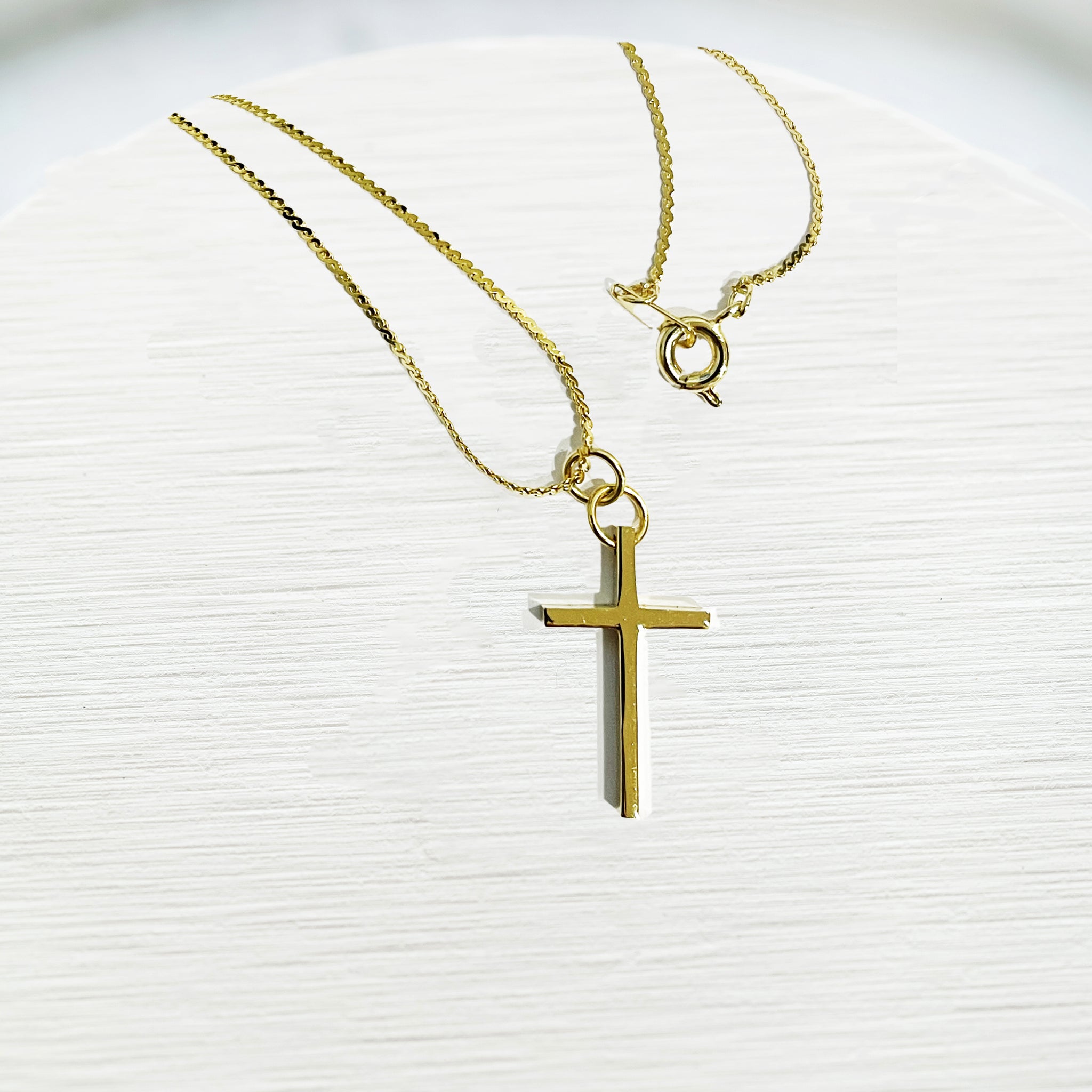 GOLD PLATED CROSS PENDANT WITH CHAIN